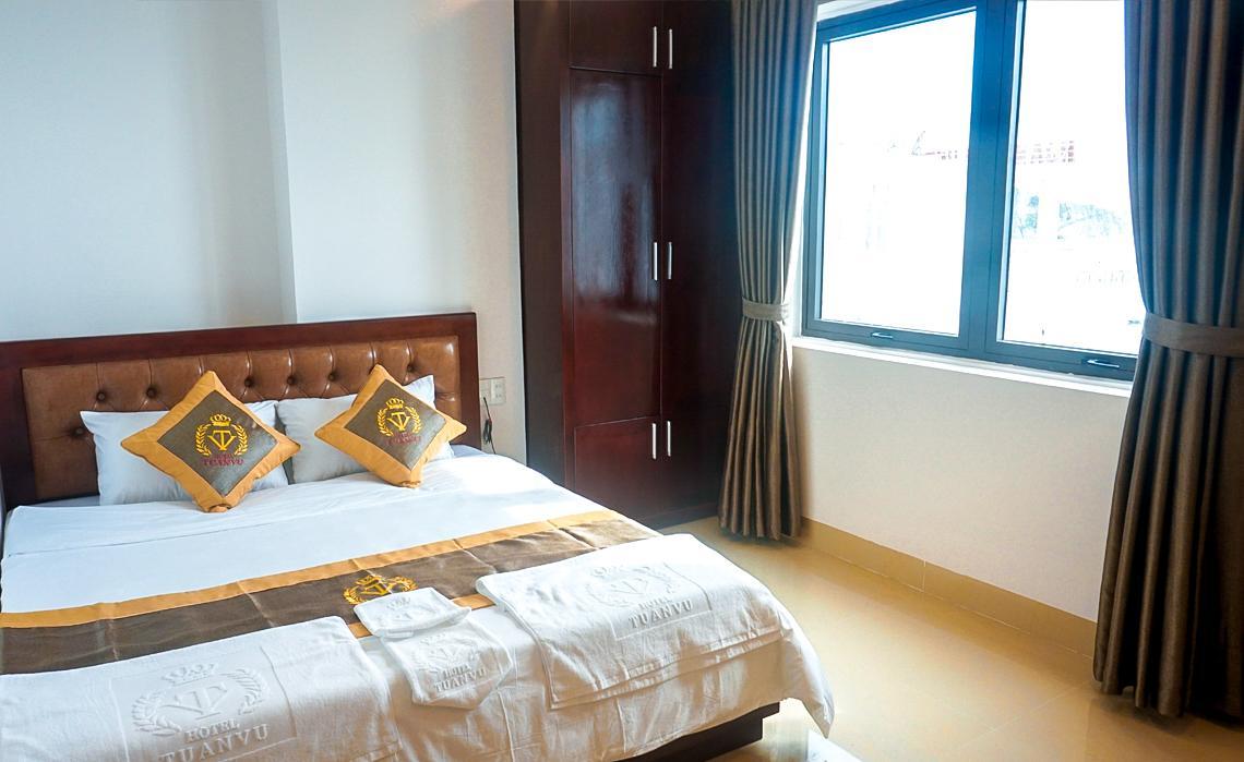 Tuan Vu Hotel Dao Co To Exteriör bild